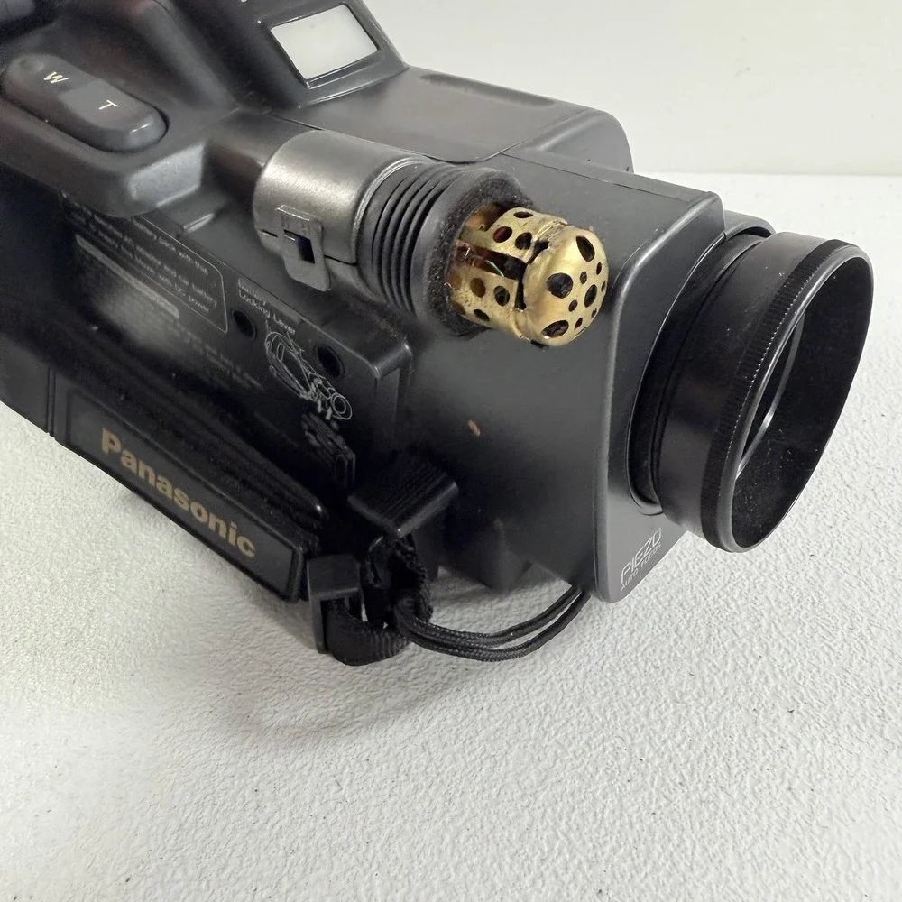Panasonic MC20 NV-MC20E VHS-C‎ Movie Camera Video Camcorder POWERS ON AS IS READ